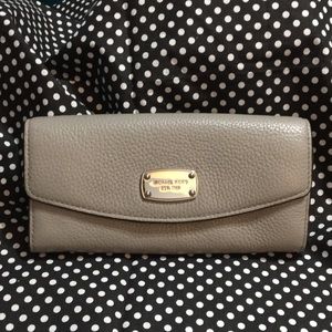 NWOT Michael Kors Gray wallet